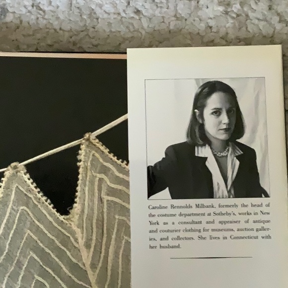 Coffee table book - Picture 3 of 6